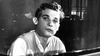 Glenn Gould  Bach Prelude In C Minor BWV 999 [upl. by Namor]