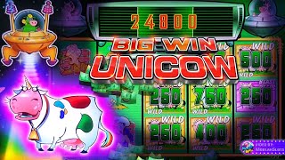 UNICOW BONUS HANDPAY MAX BET on Invaders Return From the Planet Moolah SLOT MACHINE [upl. by Eanore]