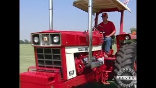 International Harvester Farmall 1468 Tractor  Classic Tractor Fever [upl. by Meldon576]